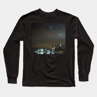 Manhattan sous la lune Long Sleeve T-Shirt